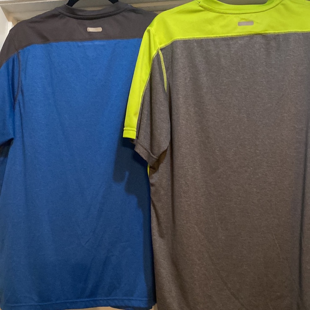 Two Reebok tees - Picture 7 of 8